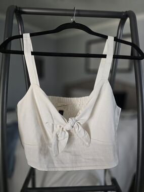 Universal Thread Cream Tie-Front Cropped Tank